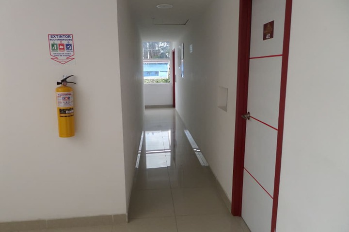 Ballroom/Hall 17 of 22