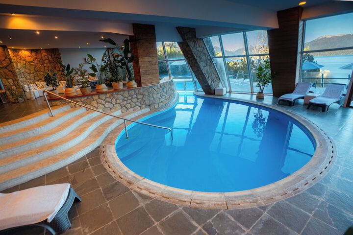 Hotel with Pool