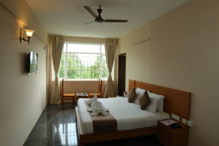 Room 7 of 48
