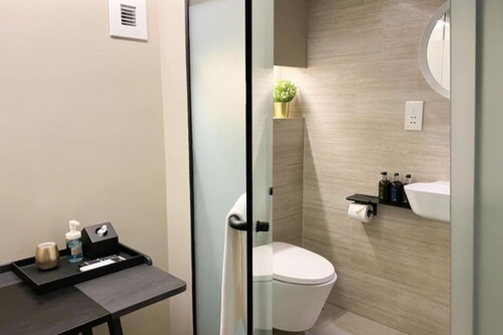 Room 45 of 74