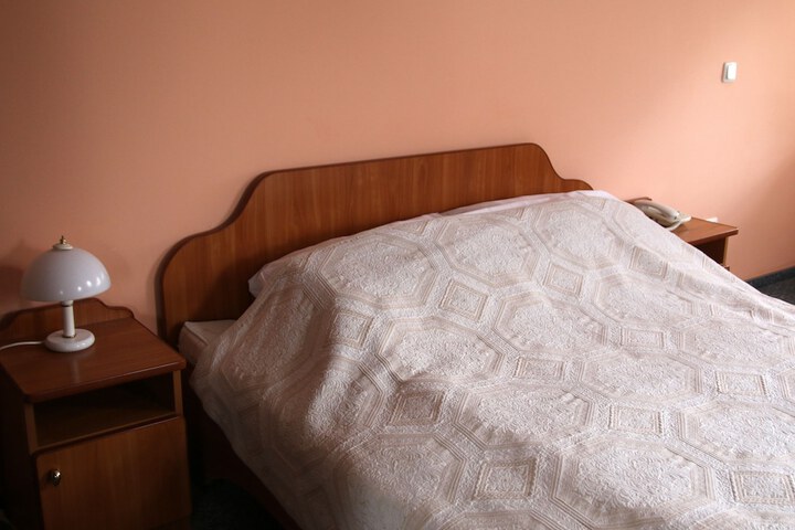 Room 7 of 101
