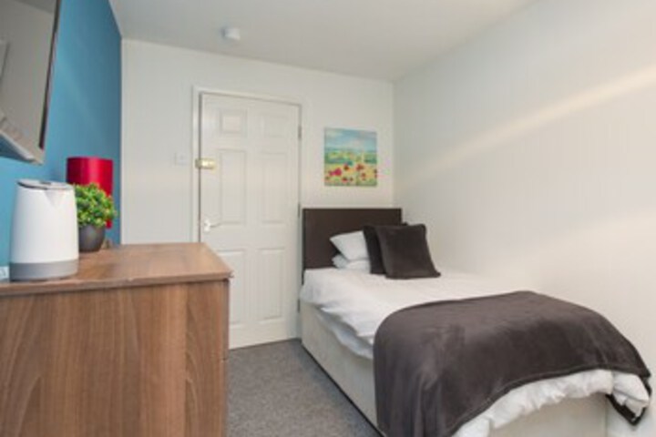 Room 46 of 62