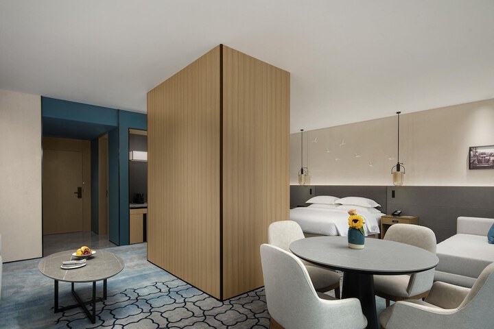 Room 14 of 35