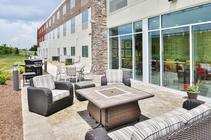 Terrace/Patio 50 of 53