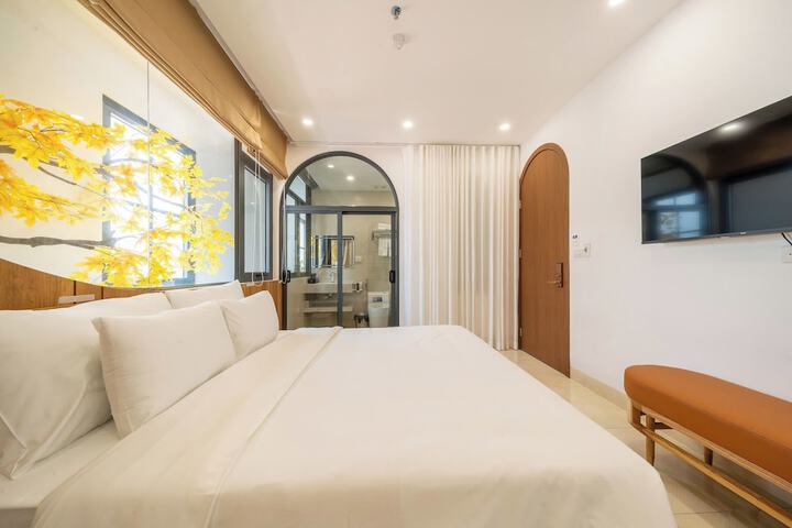 Room 10 of 21