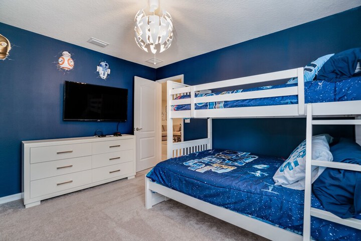 Room 15 of 67