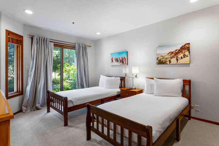 Room 105 of 364