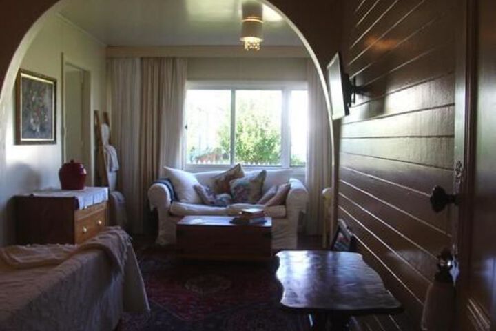 Room 2 of 23