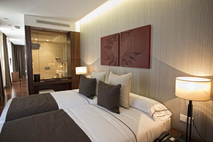 Room 12 of 78