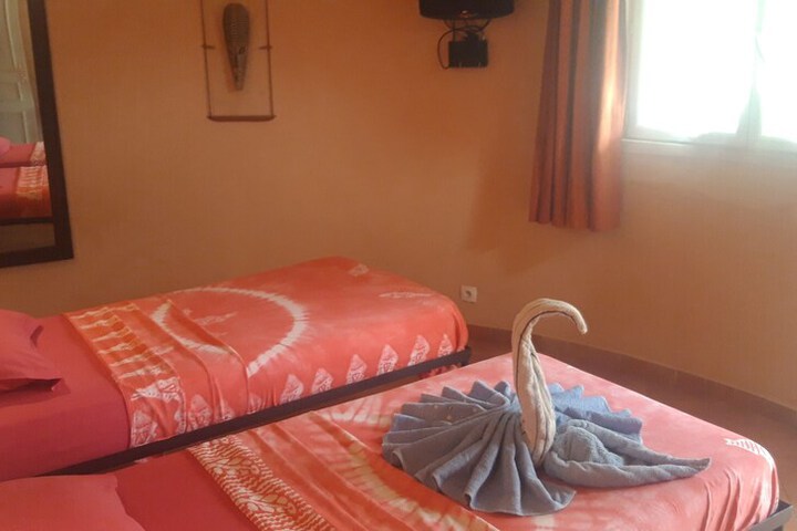 Room 16 of 82