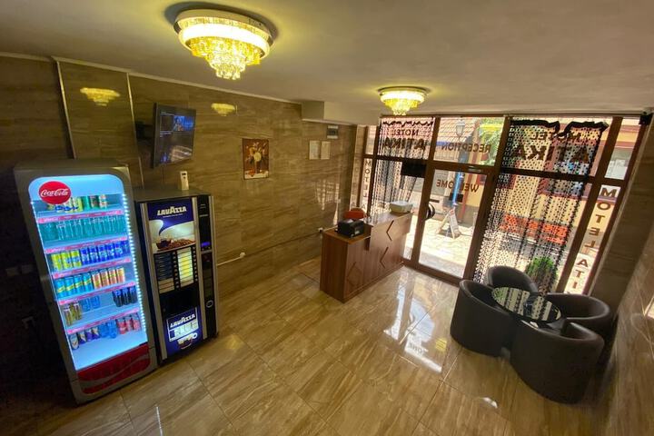 Hotel Interior 4 of 40