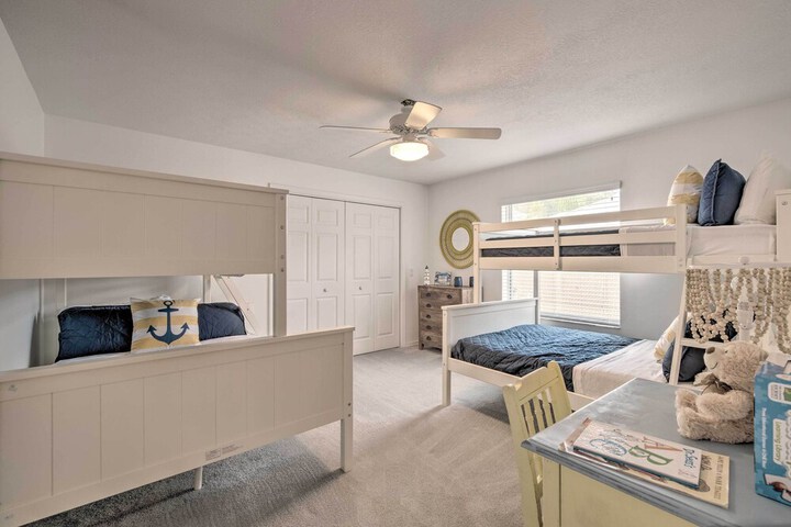 Room 6 of 36