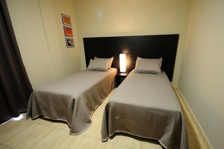 Room 5 of 41