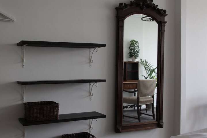 Room 18 of 50