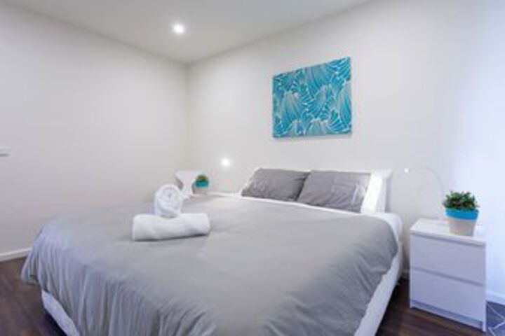 Room 5 of 15