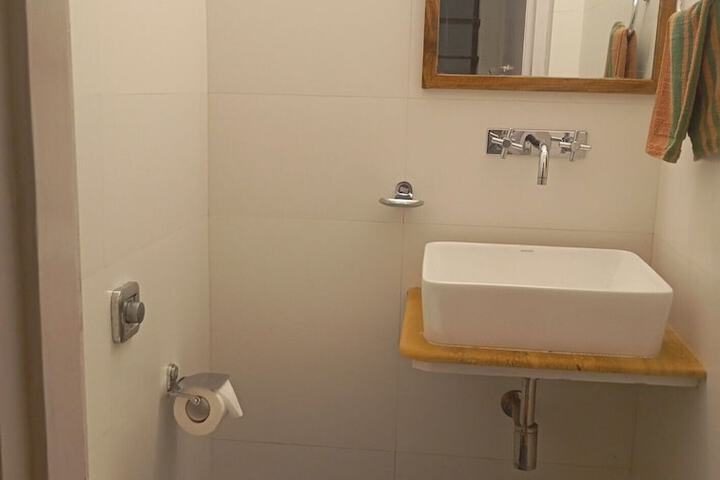 Room 120 of 233