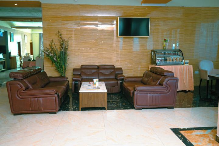 Hotel Interior 4 of 42