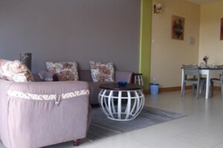 Room 9 of 30