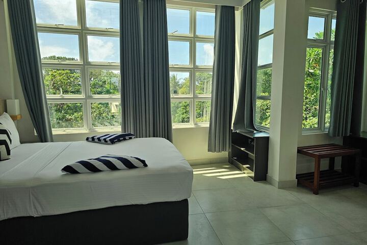 Room 15 of 31