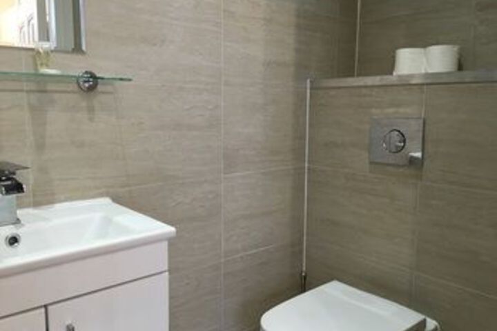 Room 3 of 16