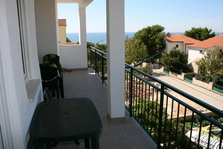 Terrace/Patio 3 of 11