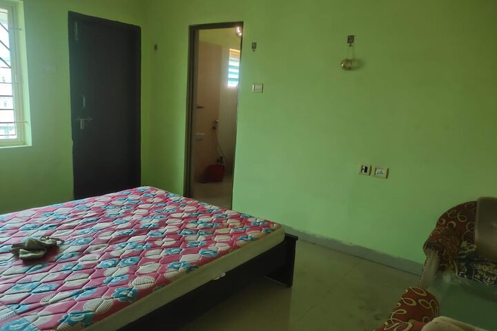 Room 5 of 7