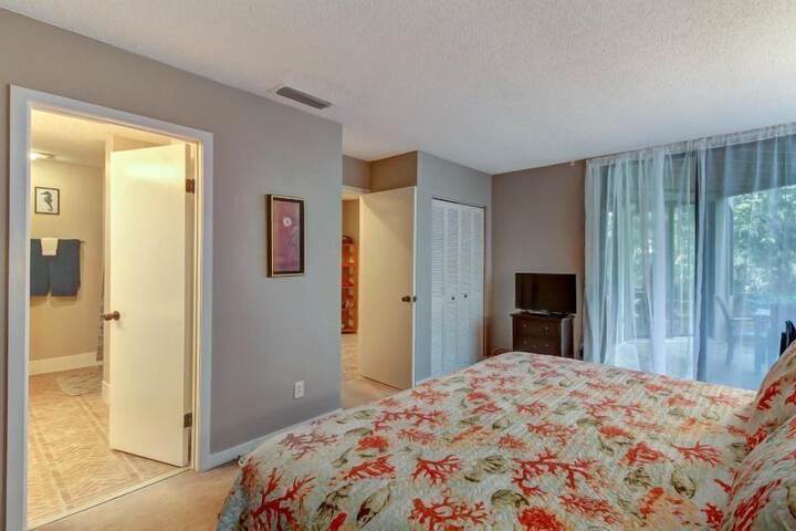 Room 9 of 39