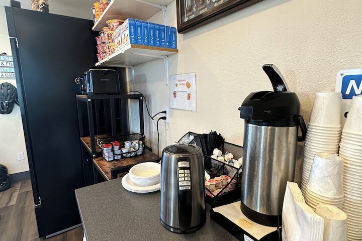 Breakfast/Coffee Service 119 of 159
