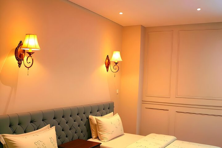 Room 60 of 77