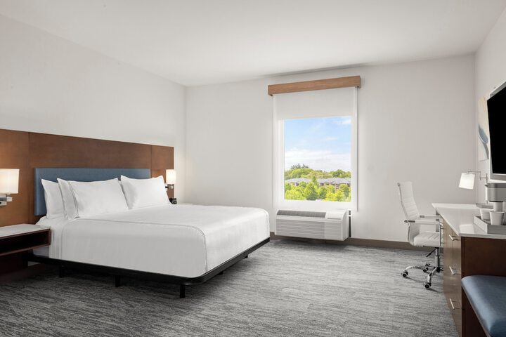 Room 13 of 49
