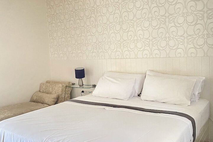 Room 22 of 42