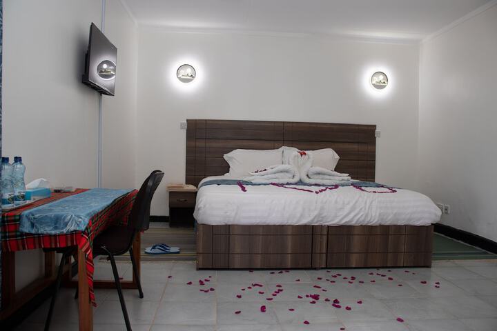 Room 19 of 115