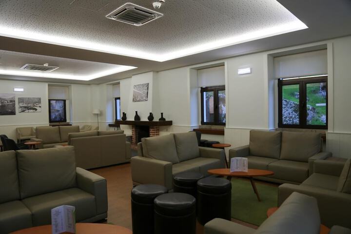 Lobby Photos