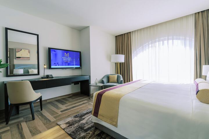 Room 42 of 85