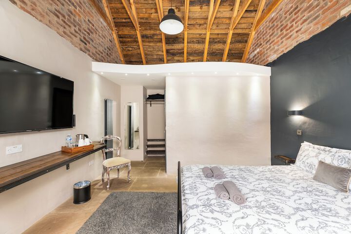 Room 7 of 22