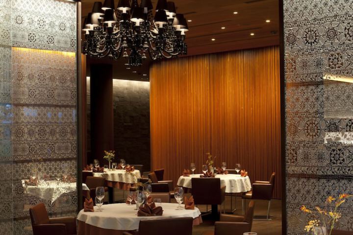 Dining 112 of 136