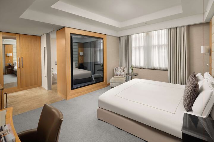 Room 49 of 112