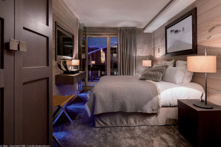 Room 21 of 186
