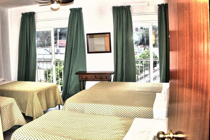 Room 12 of 41
