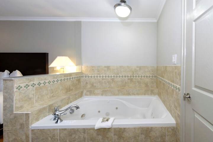 ADA Accessible Deluxe King with Roll in Shower (24 of 24)