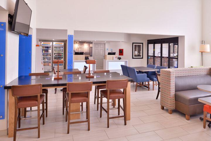 Guest Lobby