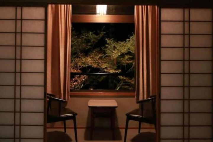 Room 11 of 70