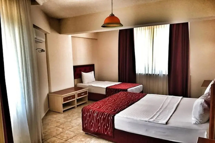 Room 3 of 19
