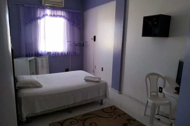 Room 3 of 7