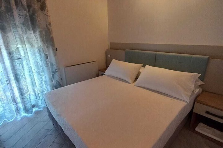 Room 3 of 24