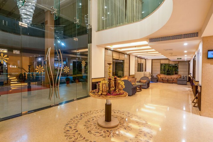 Hotel Lobby