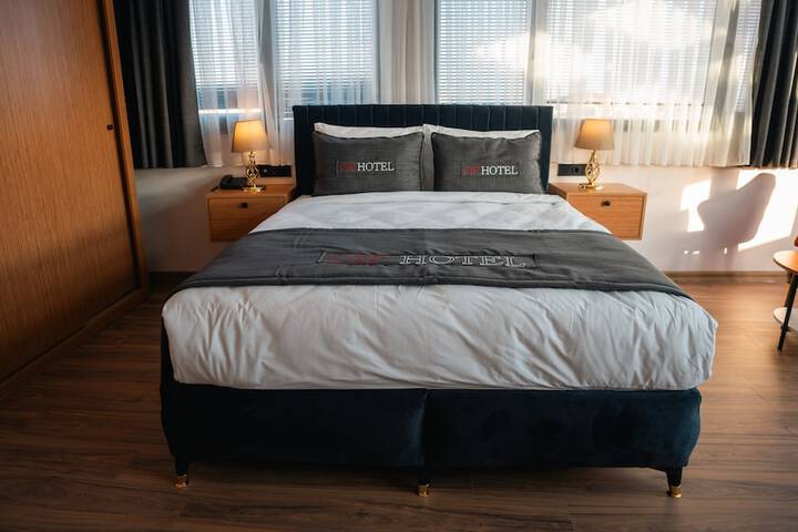 Room 10 of 86