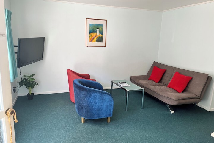 Room 32 of 67