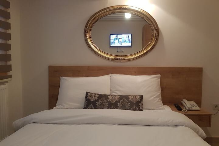 Room 21 of 62