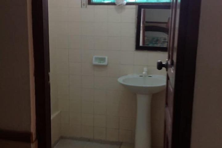 Room 13 of 25